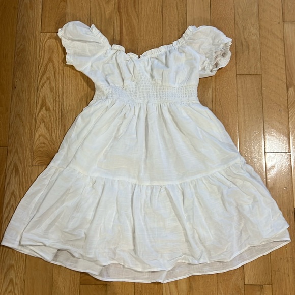 Women's Short White Dress from Hollister - Picture 2 of 5